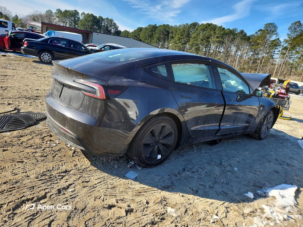 Tesla Model 3 2025
