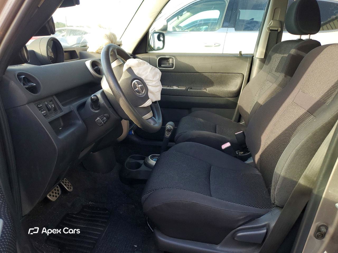 Scion xB 2005