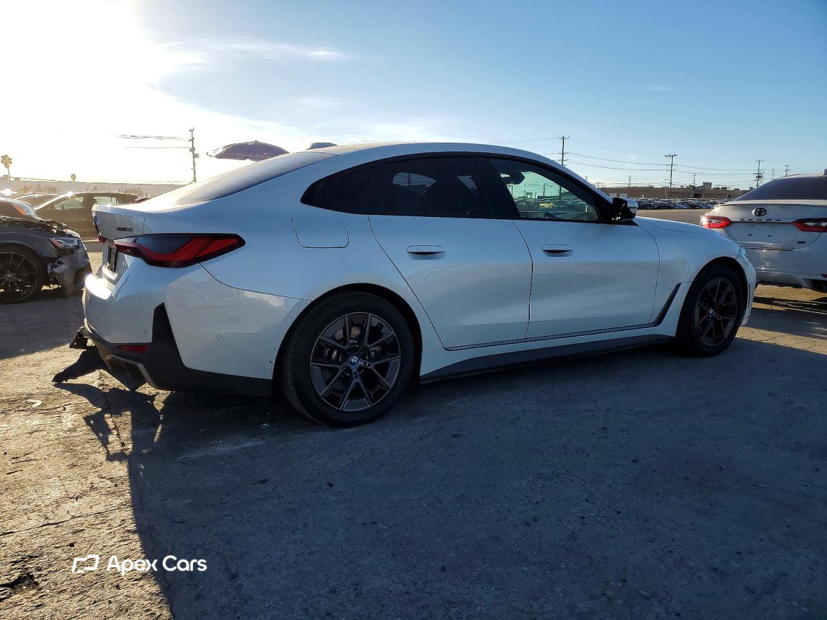 BMW i4 2023