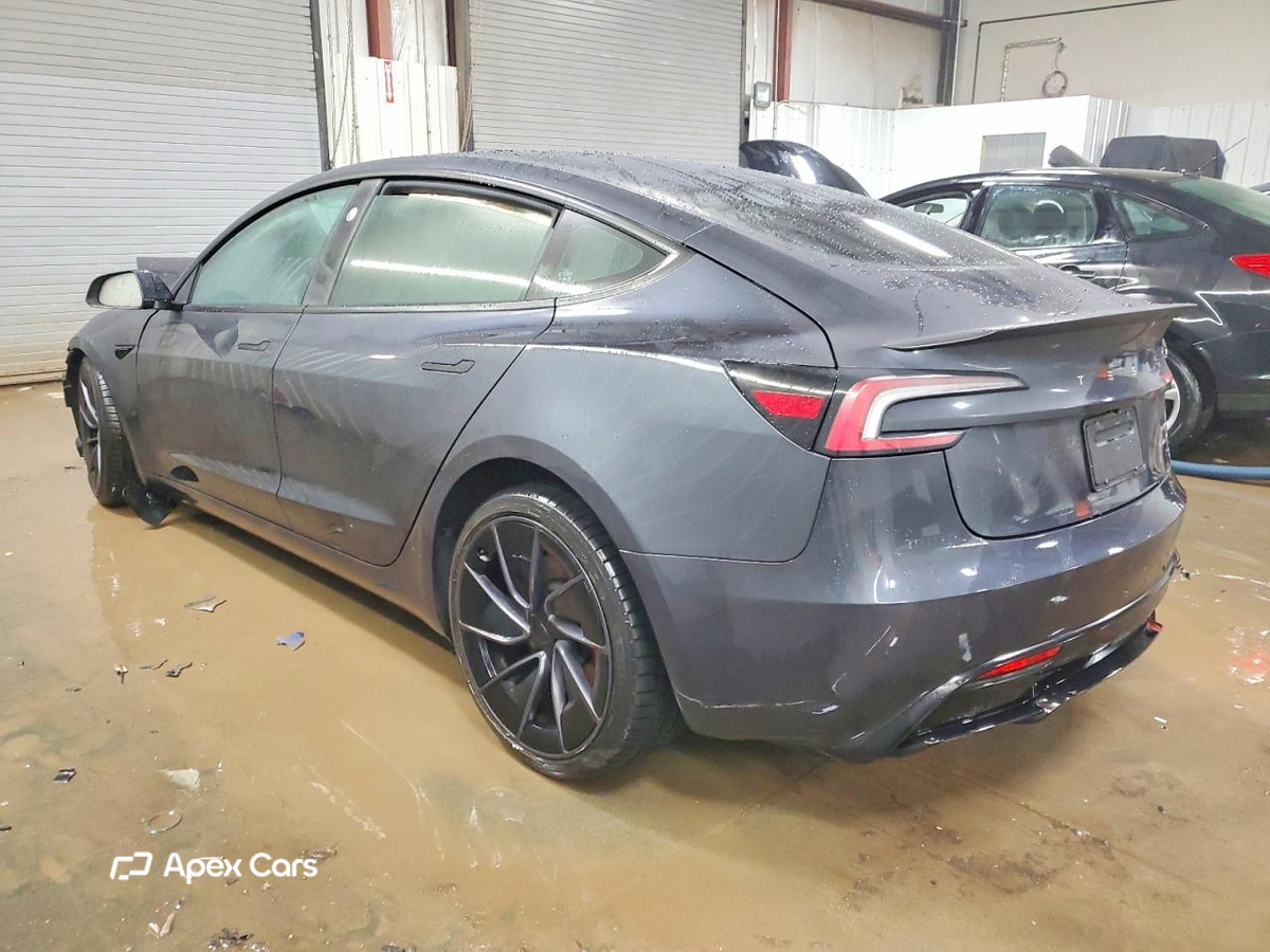 Tesla Model 3 2025