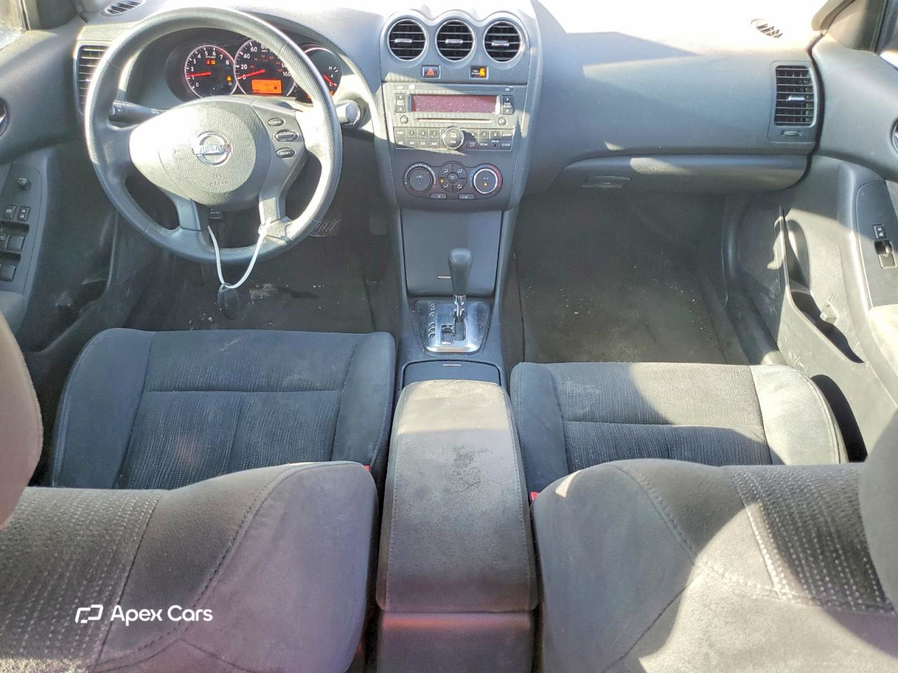 Nissan Altima 2010
