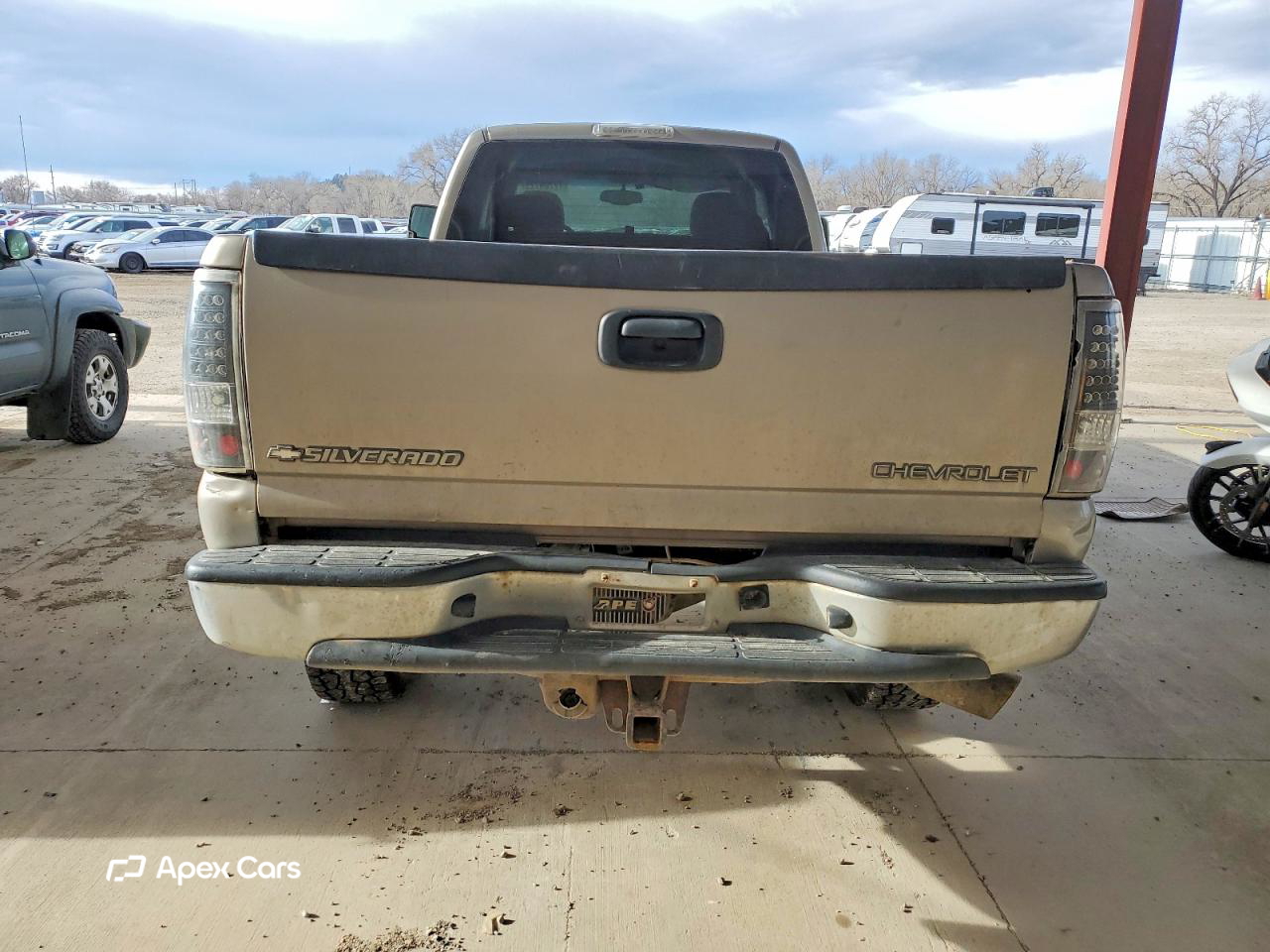 Chevrolet Silverado 2003