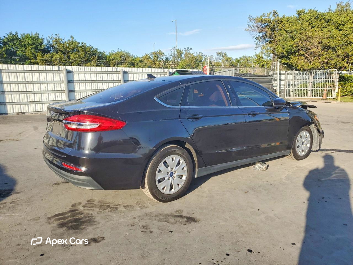 Ford Fusion 2020
