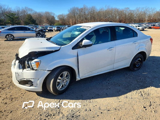 Chevrolet Sonic 2015 - Image 1 of 13