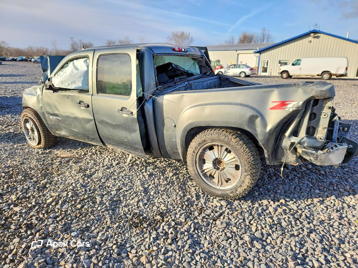GMC Sierra 2011