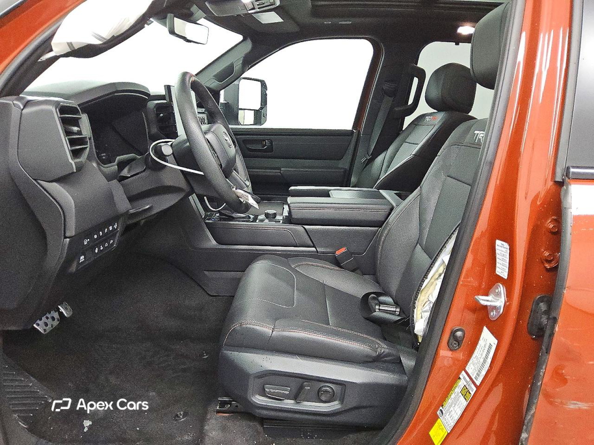 Toyota Sequoia 2024