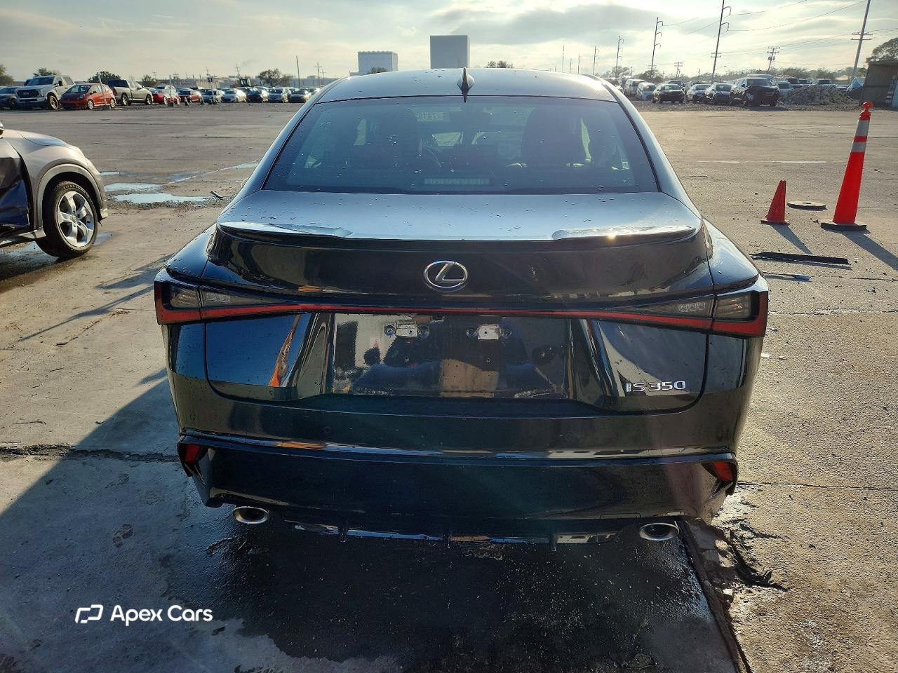 Lexus IS 2024