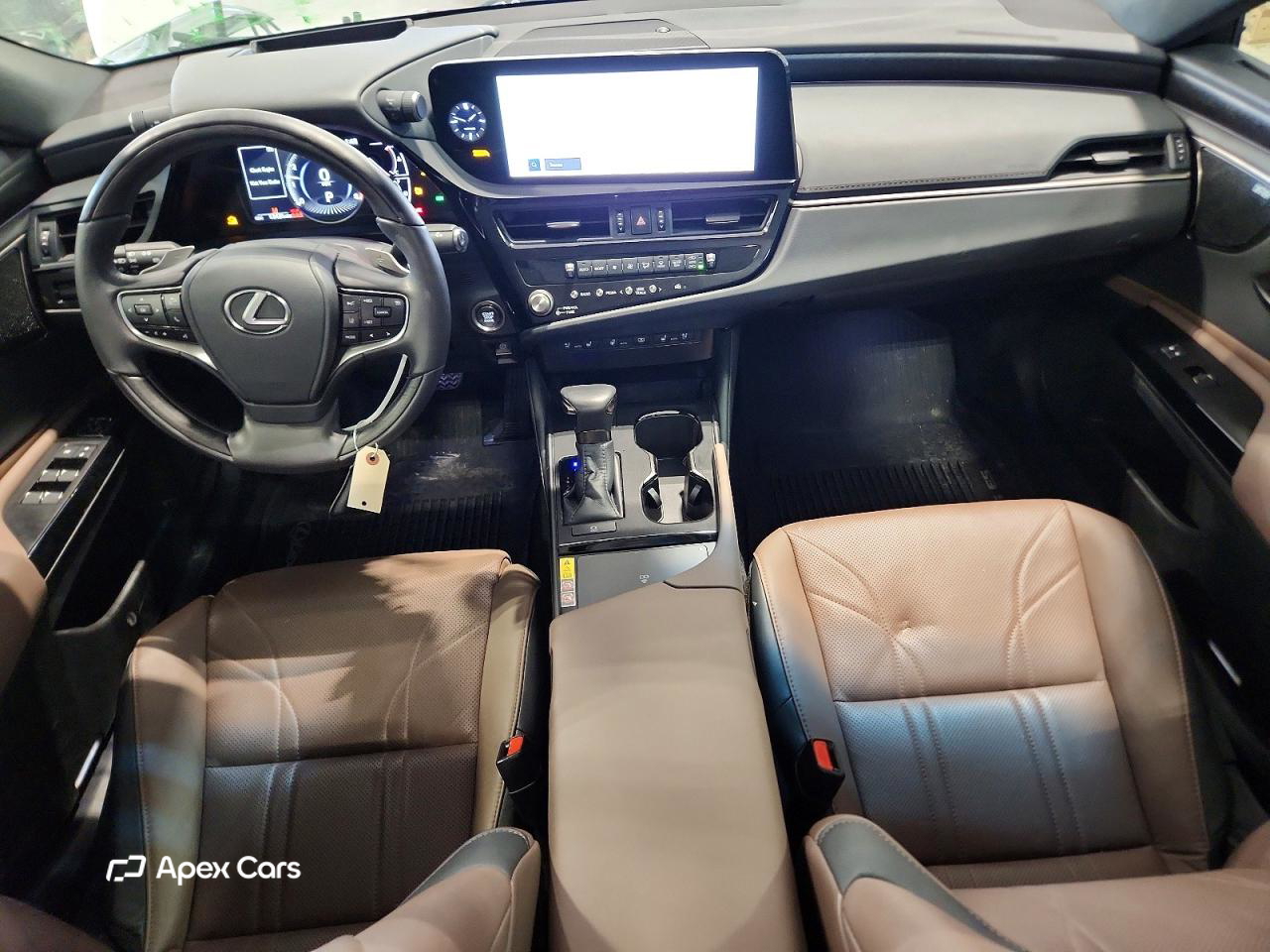 Lexus ES 2025
