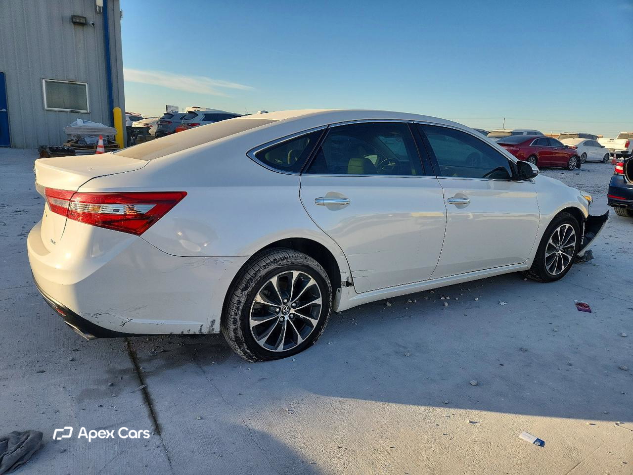 Toyota Avalon 2016