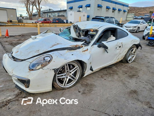 Porsche 911 2017 - Image 1 of 12