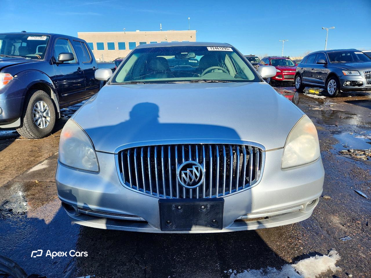 Buick Lucerne 2011