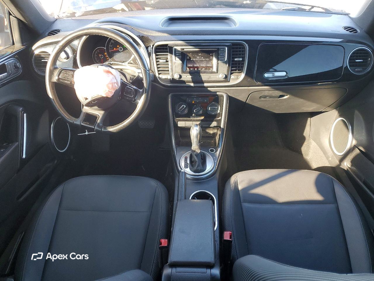 Volkswagen Beetle 2018