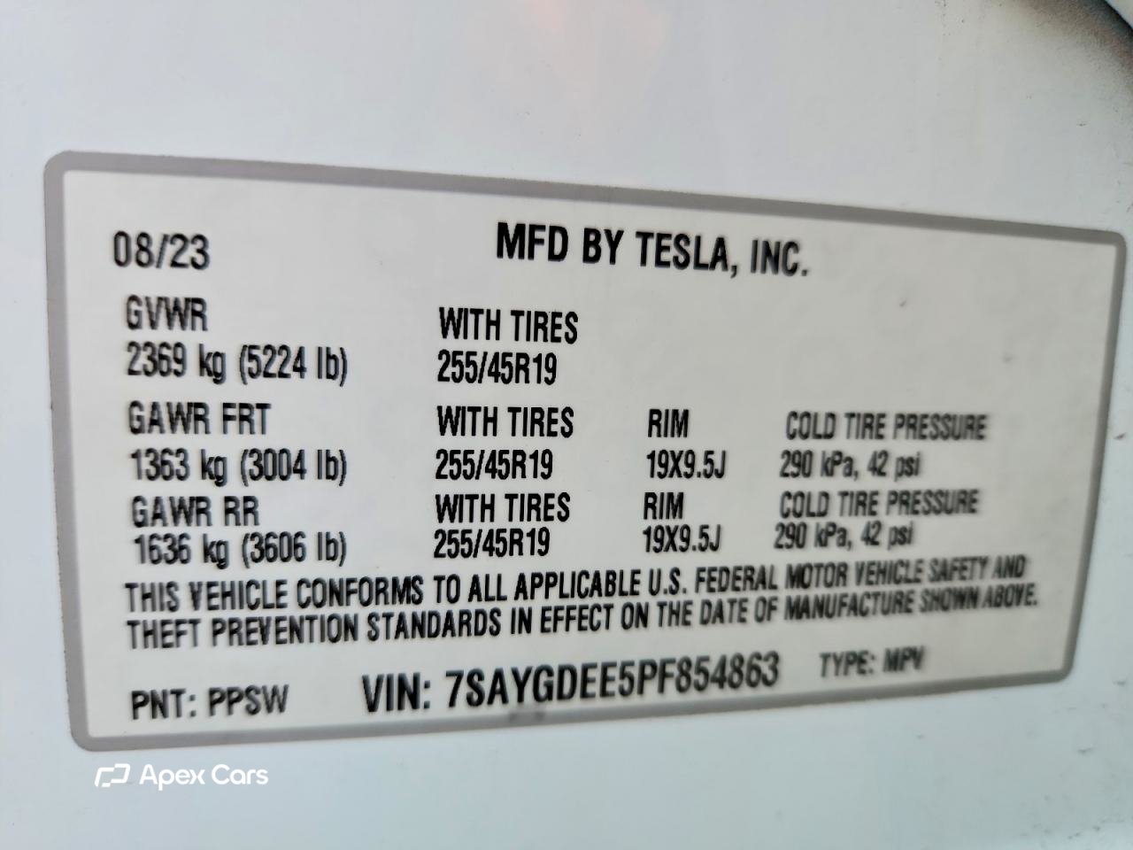 Tesla Model Y 2023