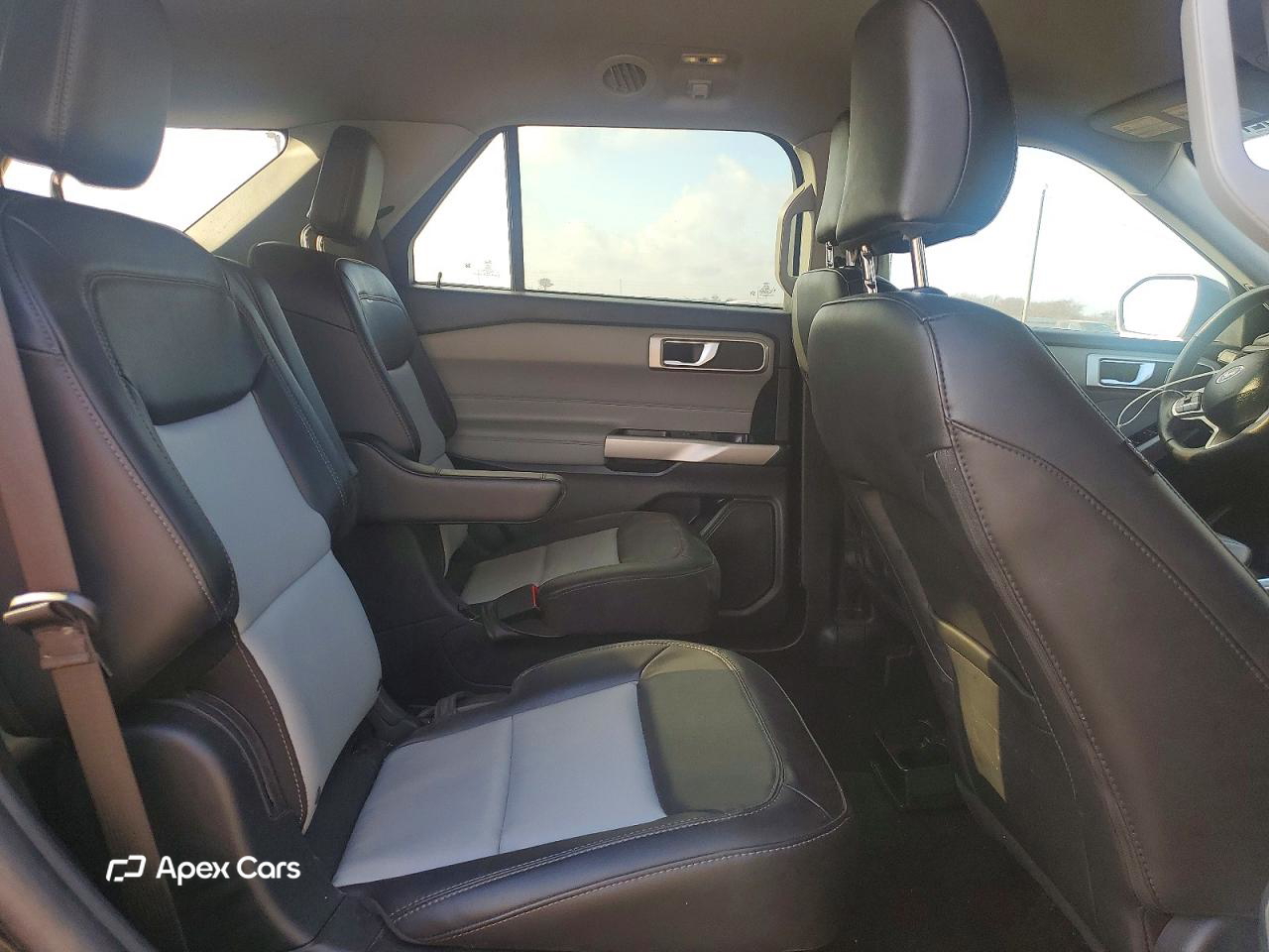 Ford Explorer 2023