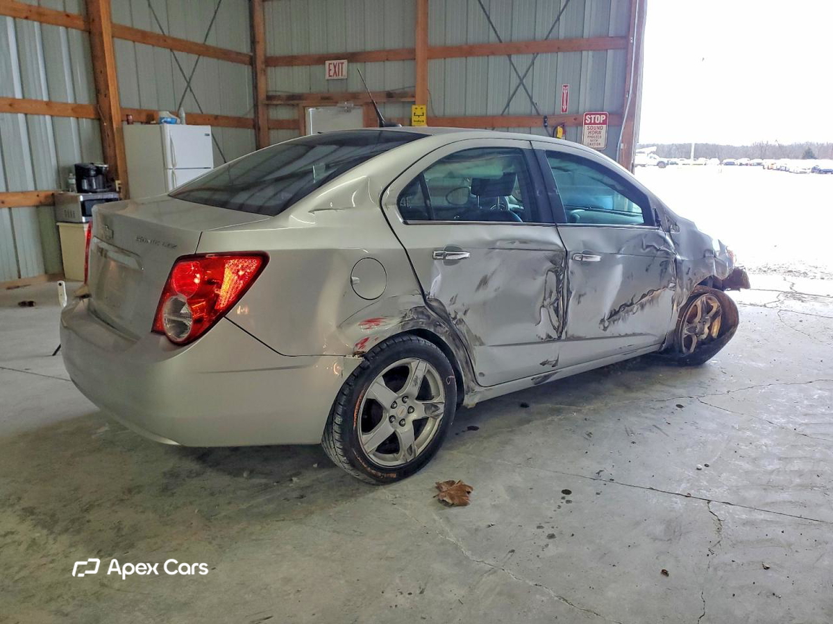 Chevrolet Sonic 2012