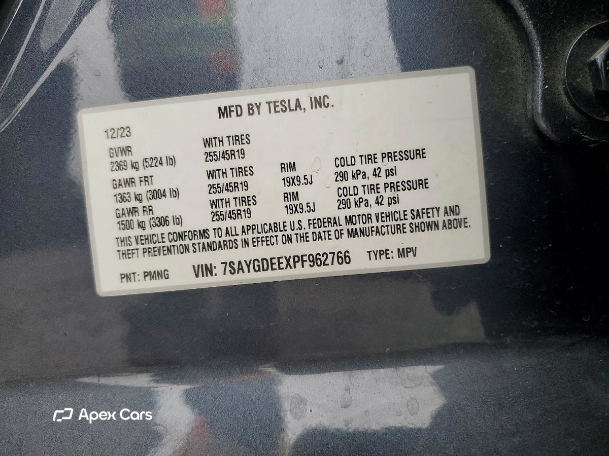 Tesla Model Y 2023
