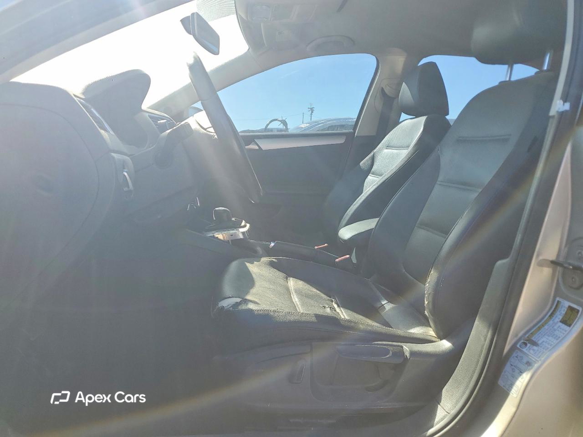 Volkswagen Jetta 2013