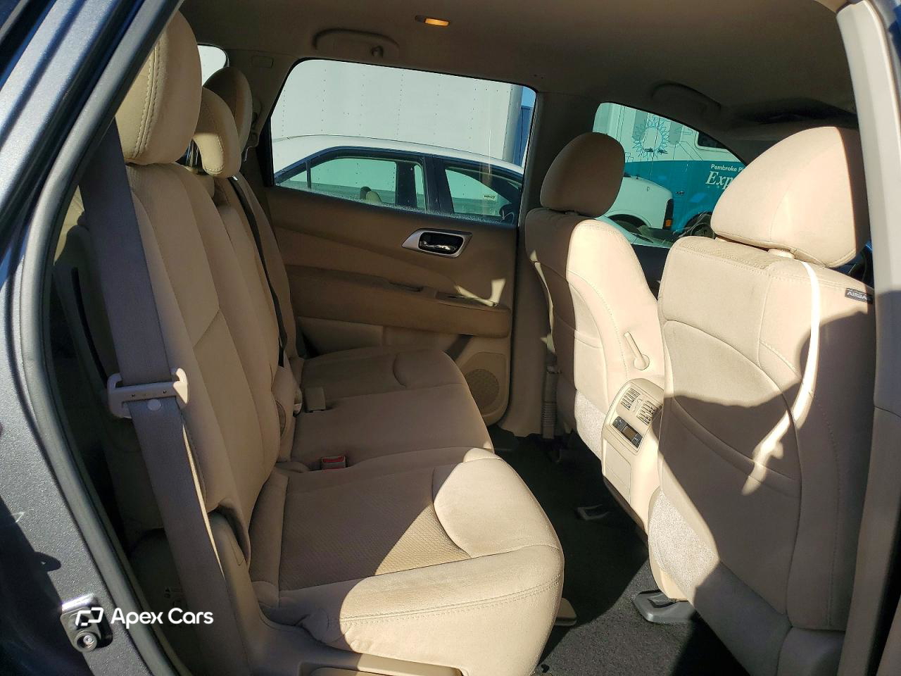 Nissan Pathfinder 2016