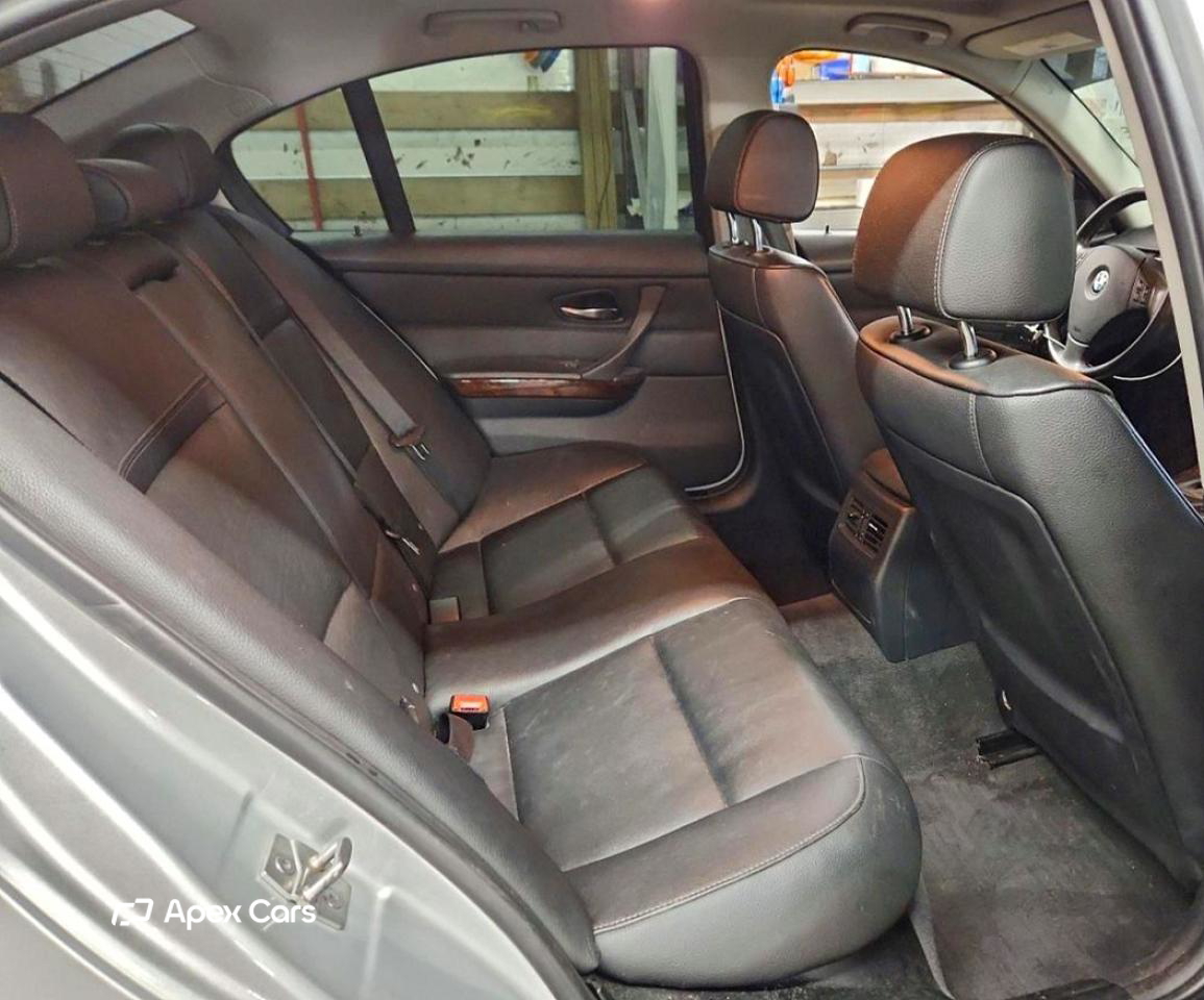 BMW Series 3 2011