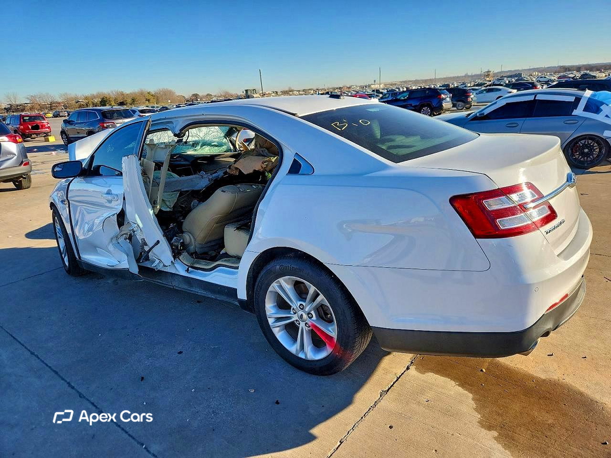 Ford Taurus 2015