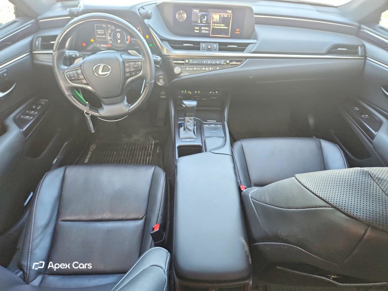 Lexus ES 2021