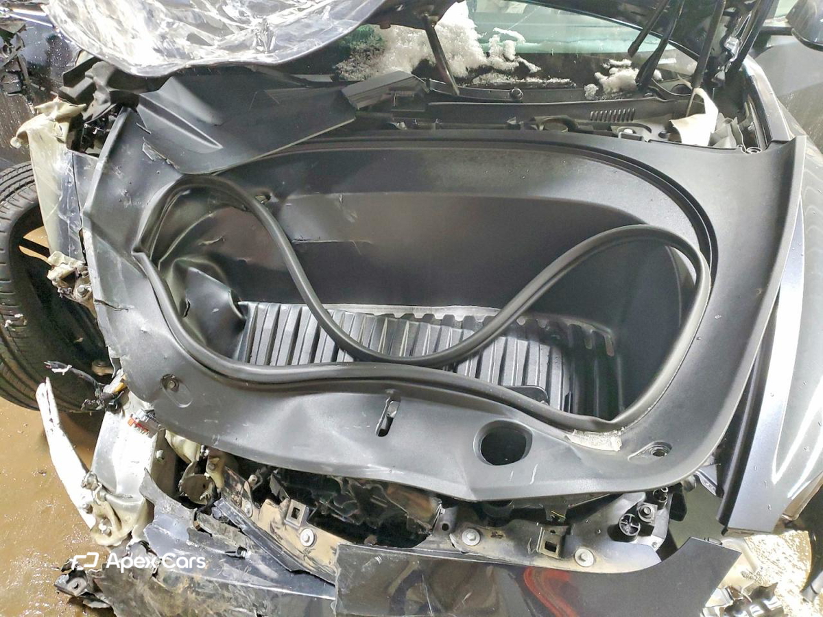 Tesla Model 3 2025
