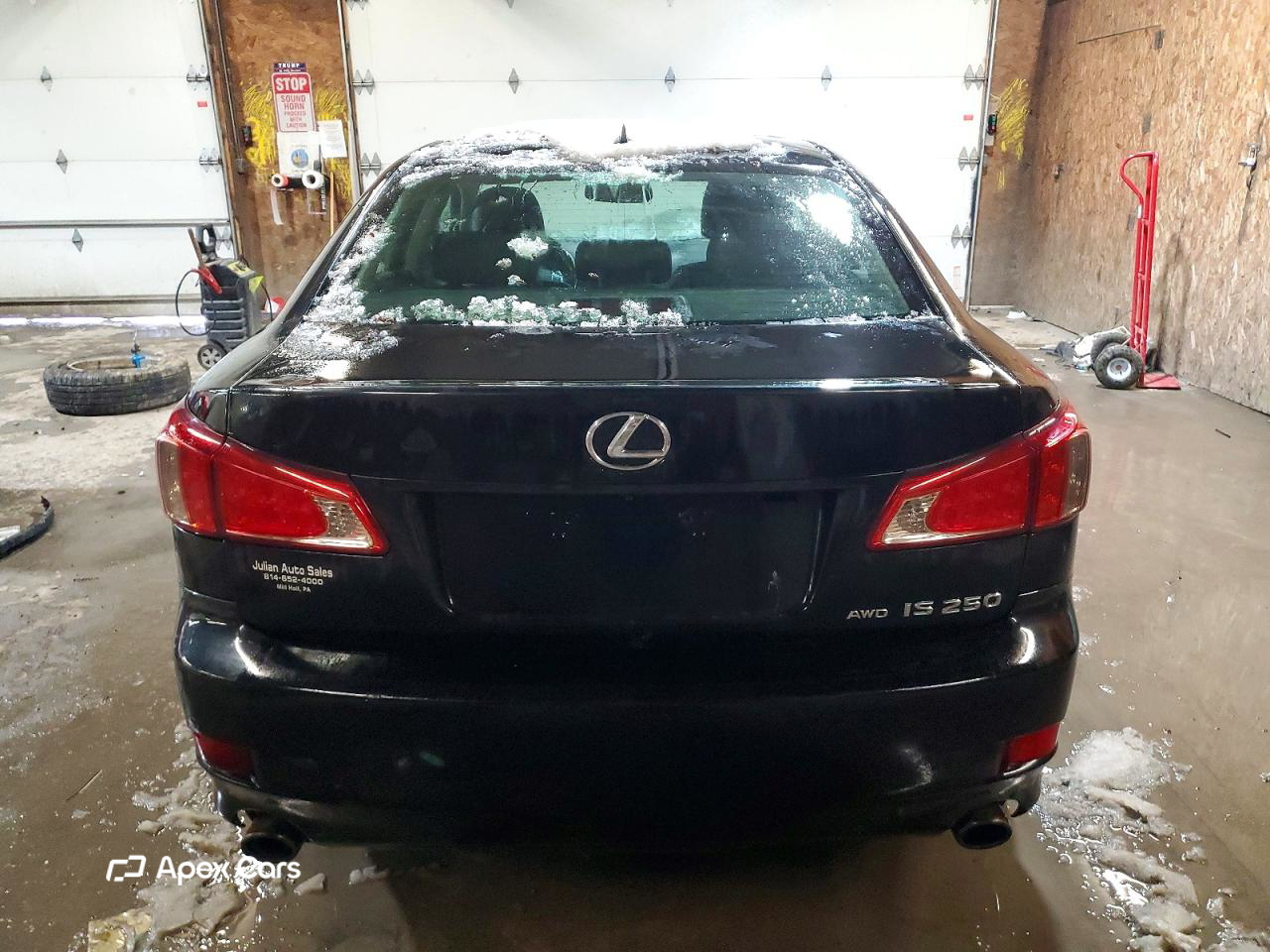 Lexus IS 2011
