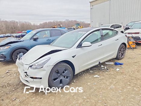Tesla Model 3 2022 - Image 1 of 13