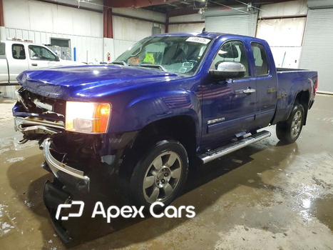 GMC Sierra 2010 - Image 1 of 12