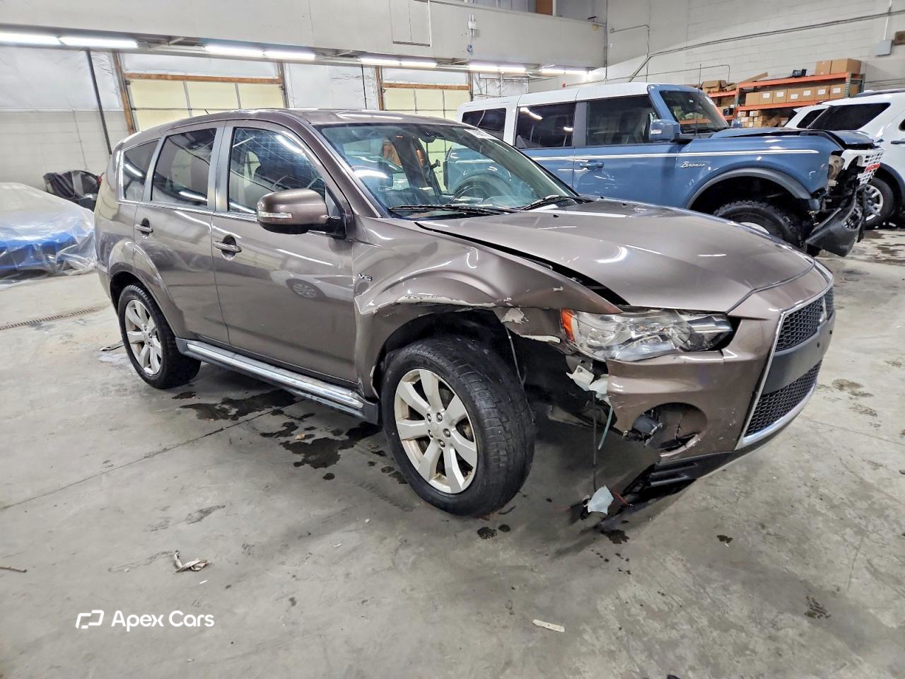 Mitsubishi Outlander 2012