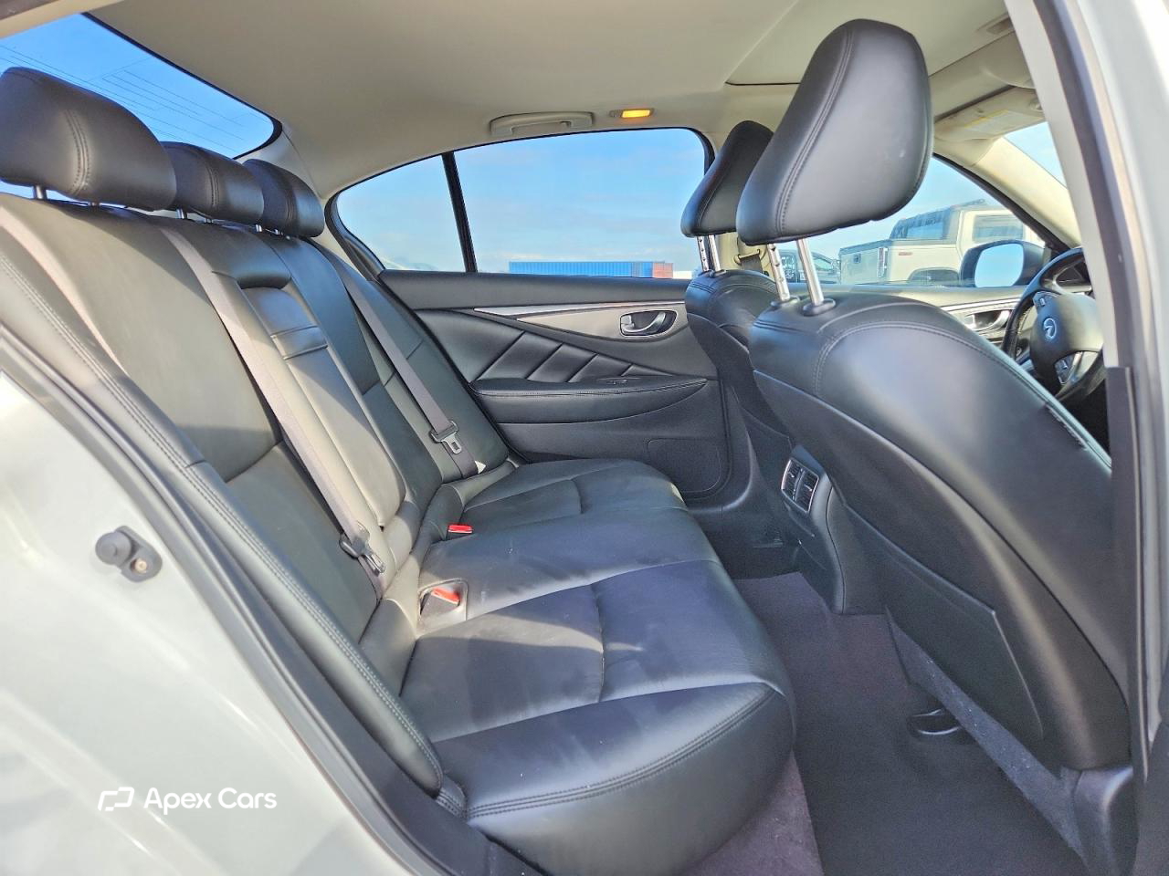 Infiniti Q50 2014