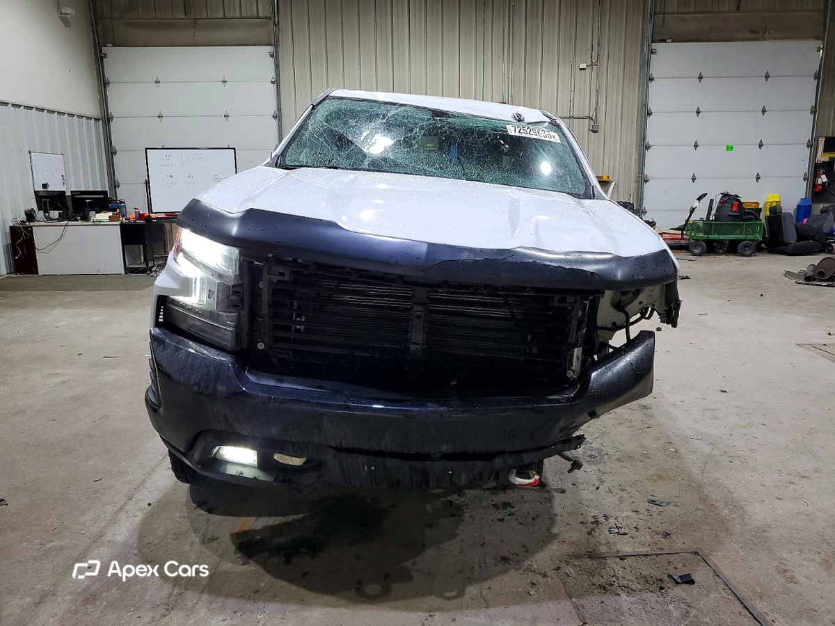 Chevrolet Silverado 2021
