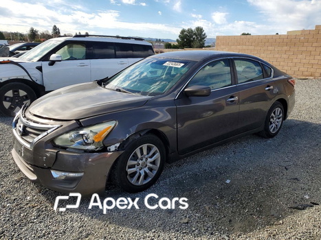 Nissan Altima 2015 - Zdjęcie 1 z 12
