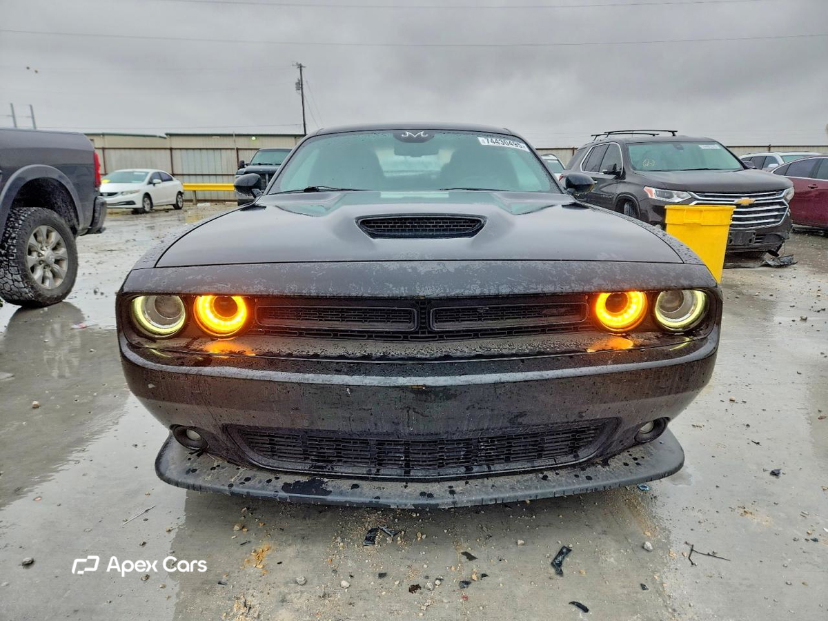 Dodge Challenger 2019