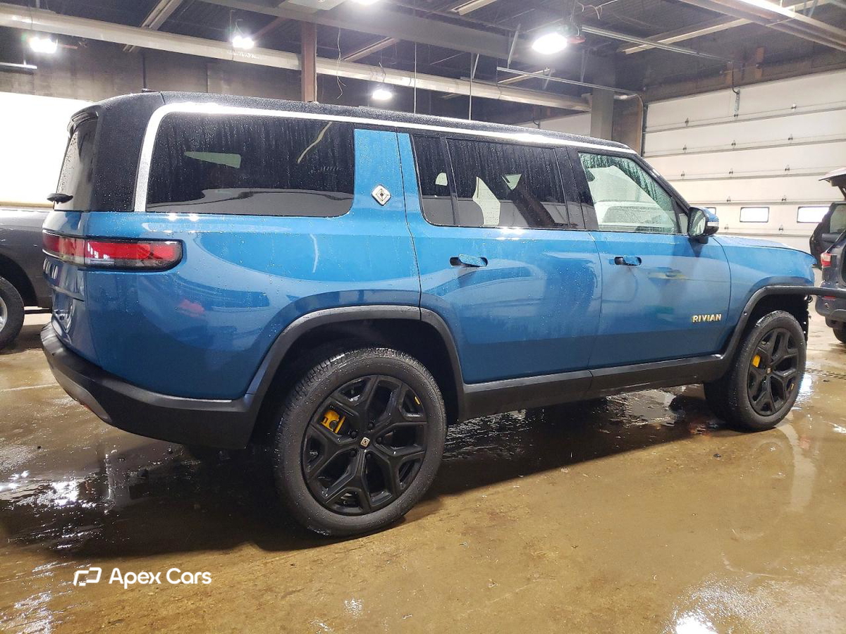 Rivian R1S 2023