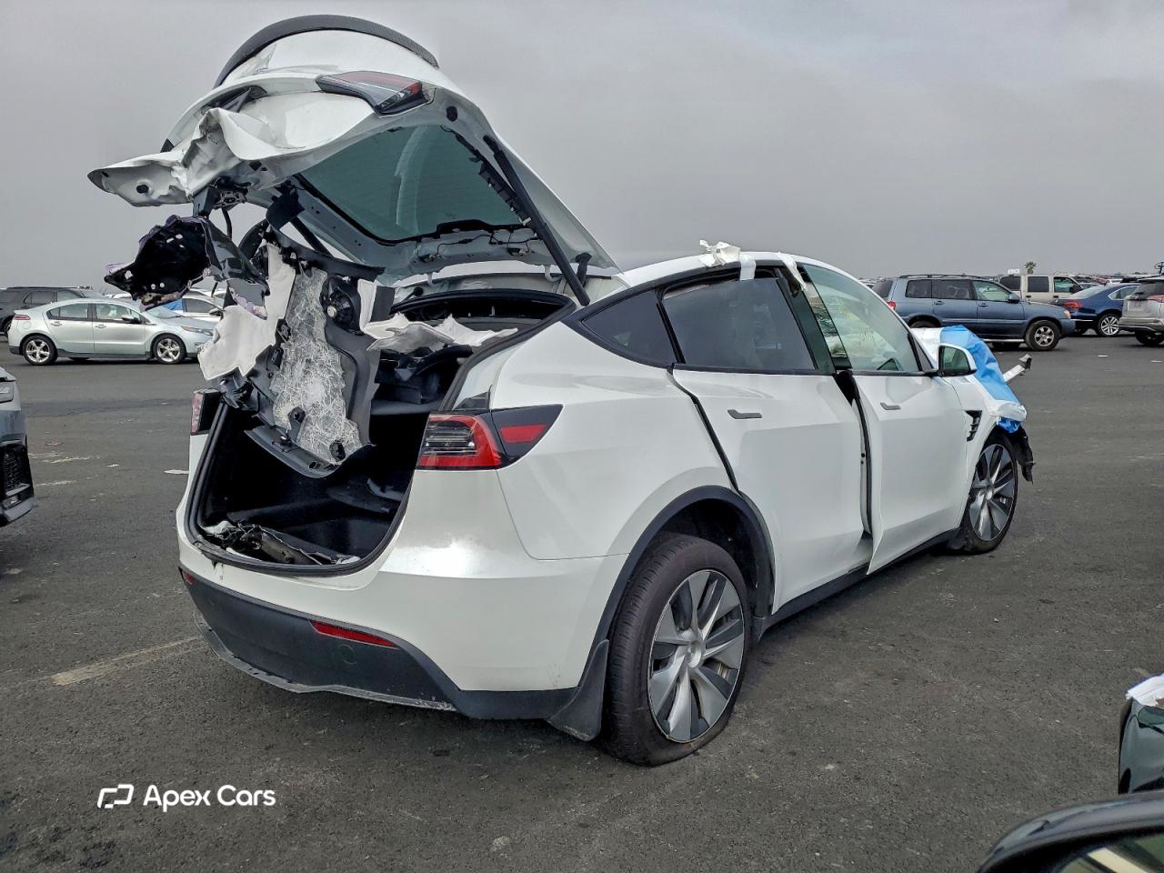 Tesla Model Y 2023