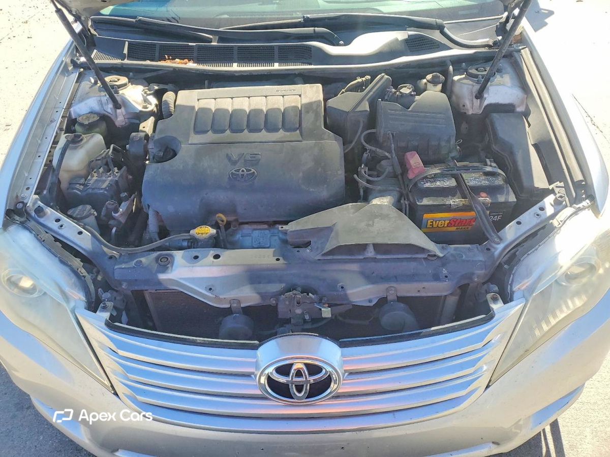 Toyota Avalon 2012