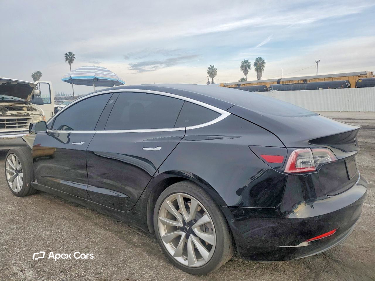 Tesla Model 3 2020