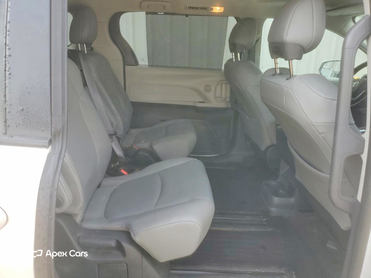 Toyota Sienna 2023