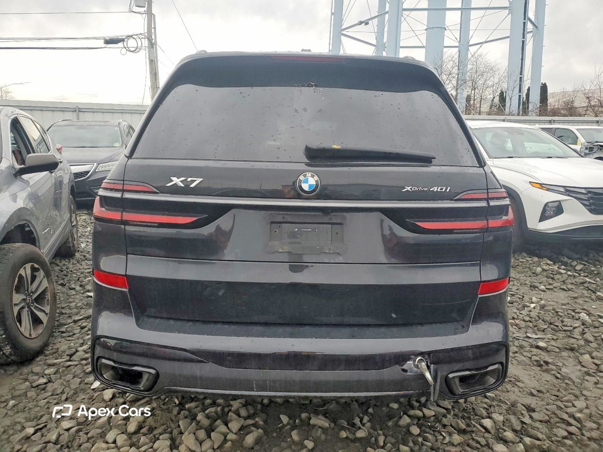 BMW X7 2025