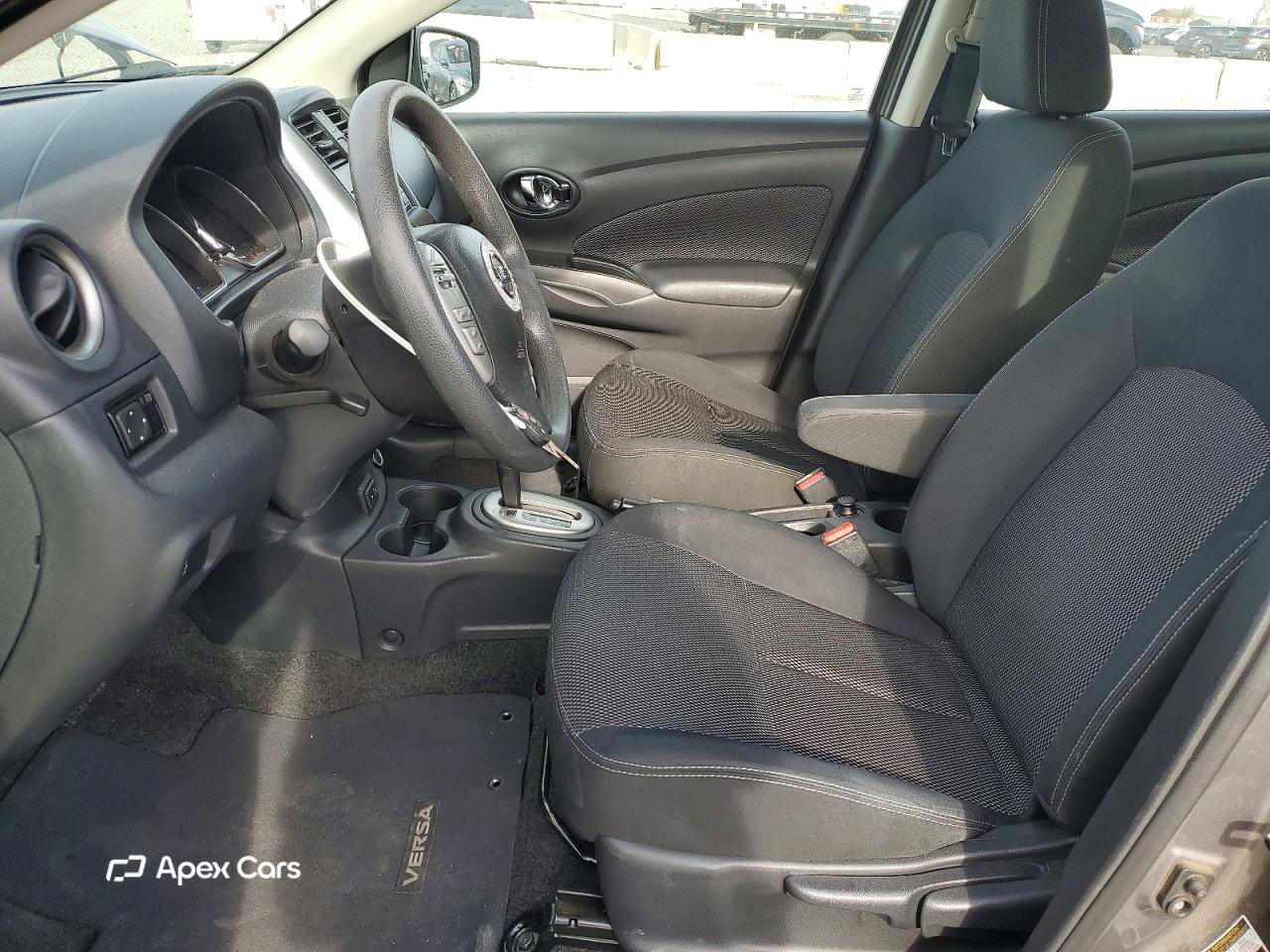 Nissan Versa 2017