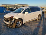 Chrysler Pacifica 2017