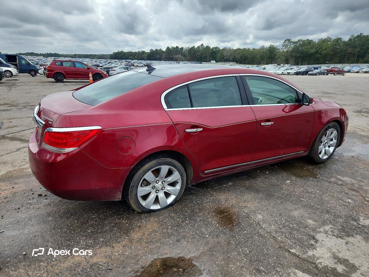 Buick LaCrosse 2011
