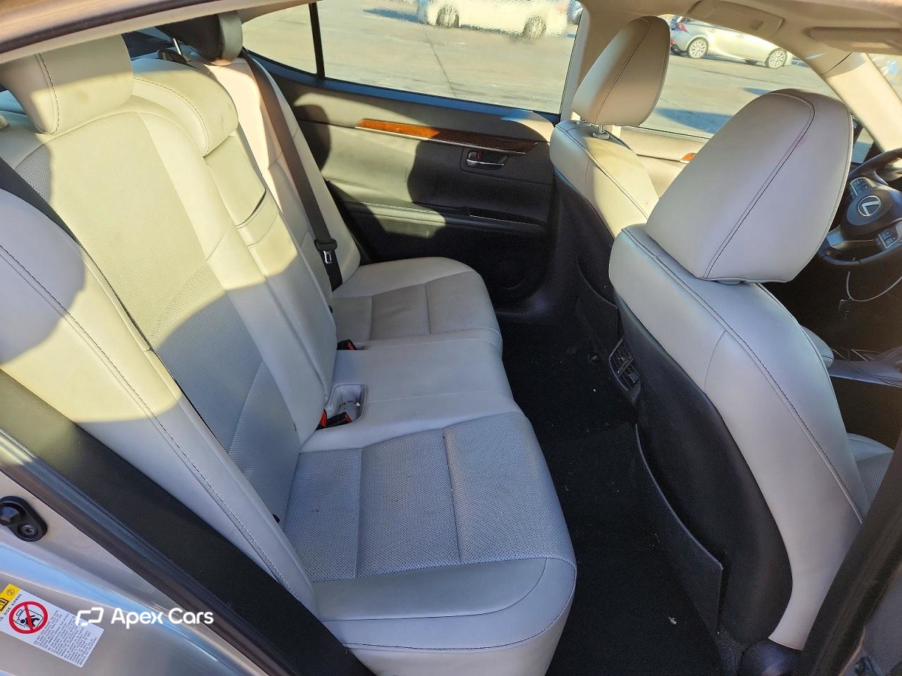 Lexus ES 2016