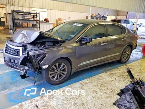 Nissan Altima 2015 - Image 1 of 13