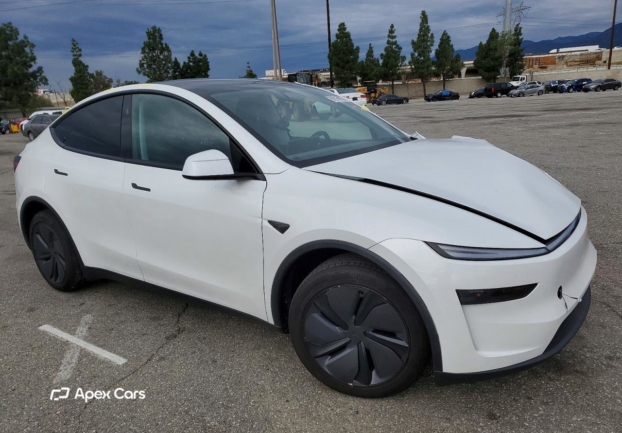 Tesla Model Y 2026