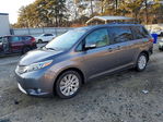 Toyota Sienna 2015