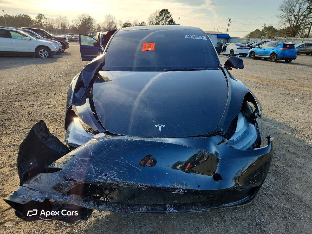 Tesla Model Y 2022