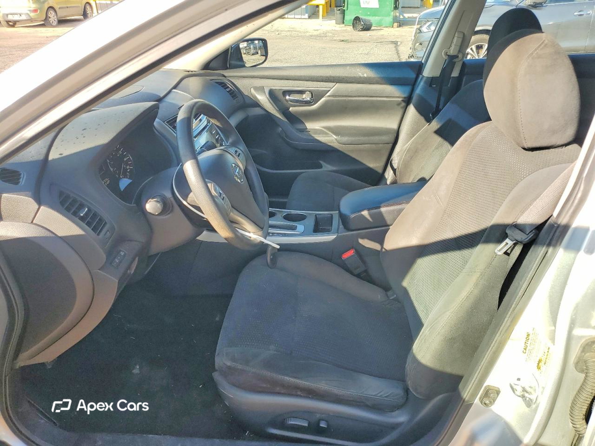 Nissan Altima 2015