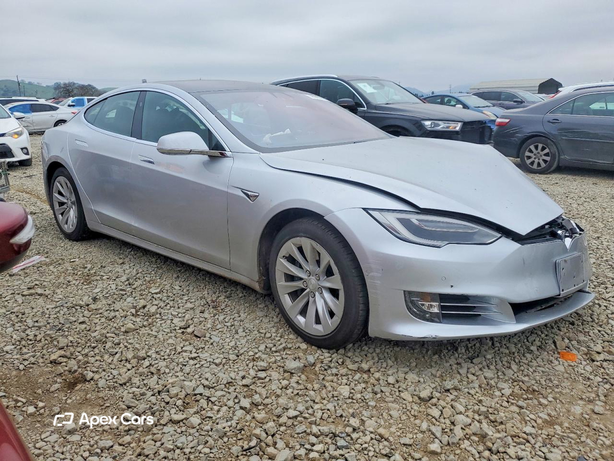 Tesla Model S 2017